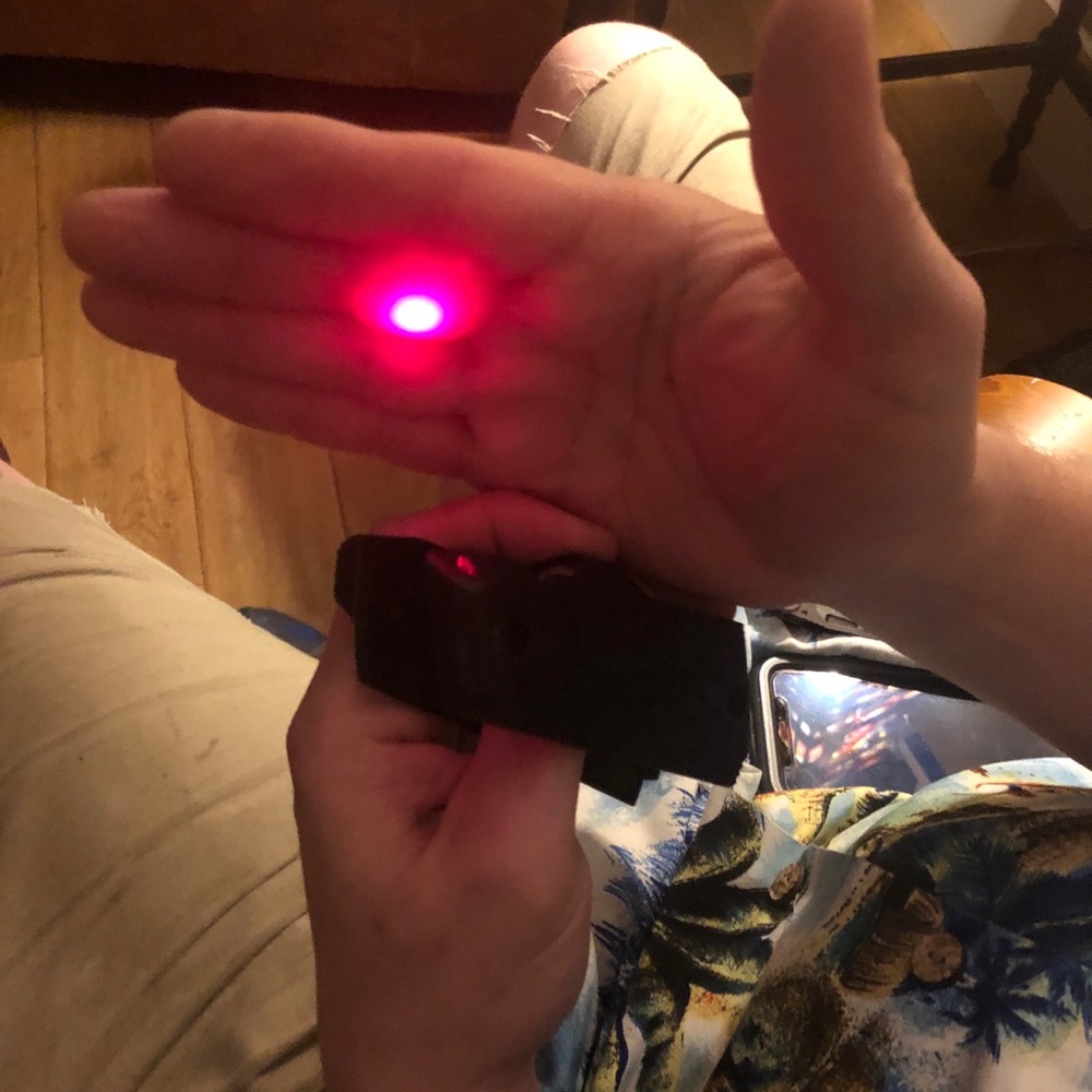 Laser to fit 1911 hand